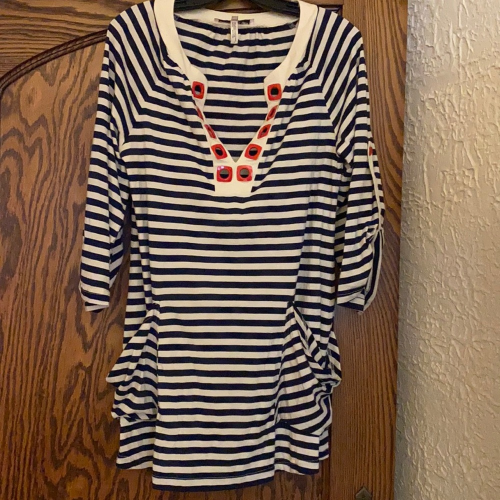 Nautical cover up. Great condition.